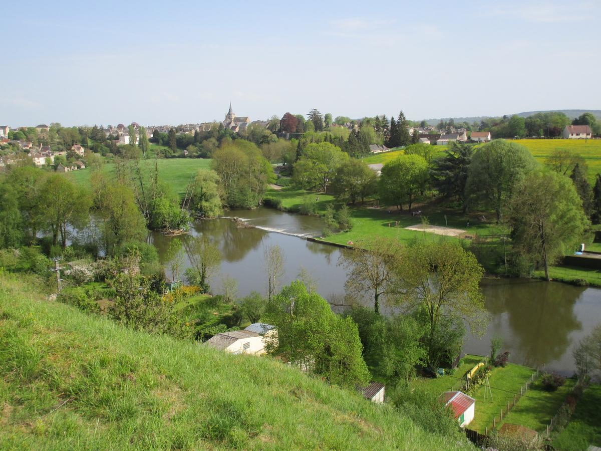 Gite Le Bourgneuf Fresnay-sur-Sarthe Exterior foto